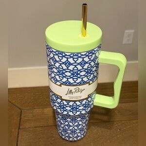 Lilly Pulitzer Blue Pattern Tumbler with Green Lid and Gold Metal Straw